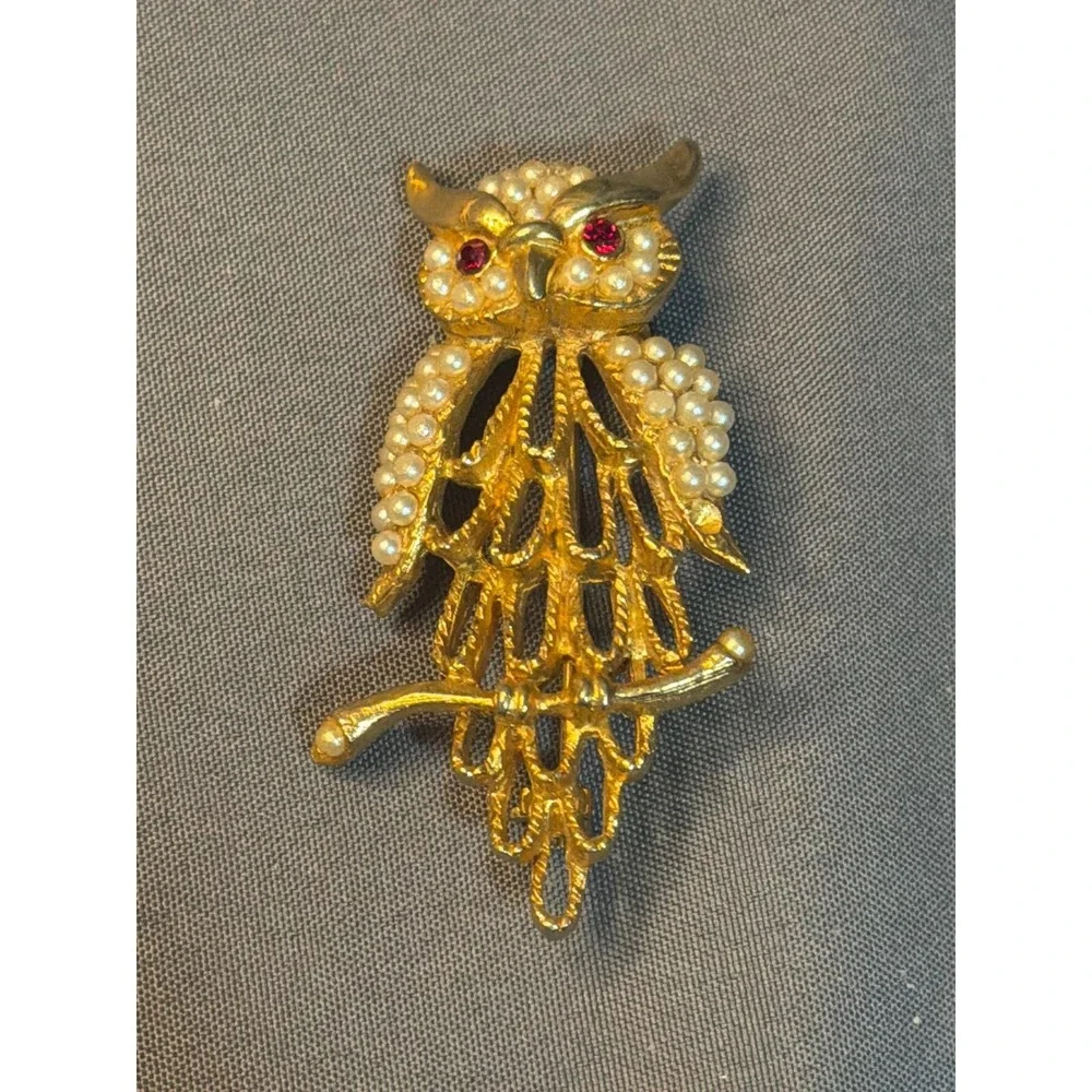 Vintage Gold Tone Owl Brooch Faux Pearl Red Rhinestone Eye Bird Pin 2 Inch